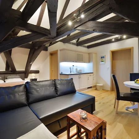 Old Town Boutique * פראג