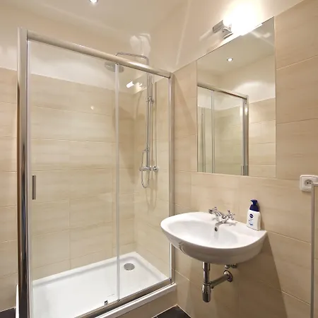 Old Town Boutique פראג