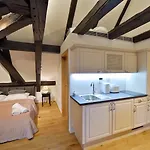 Old Town Boutique Apartment *